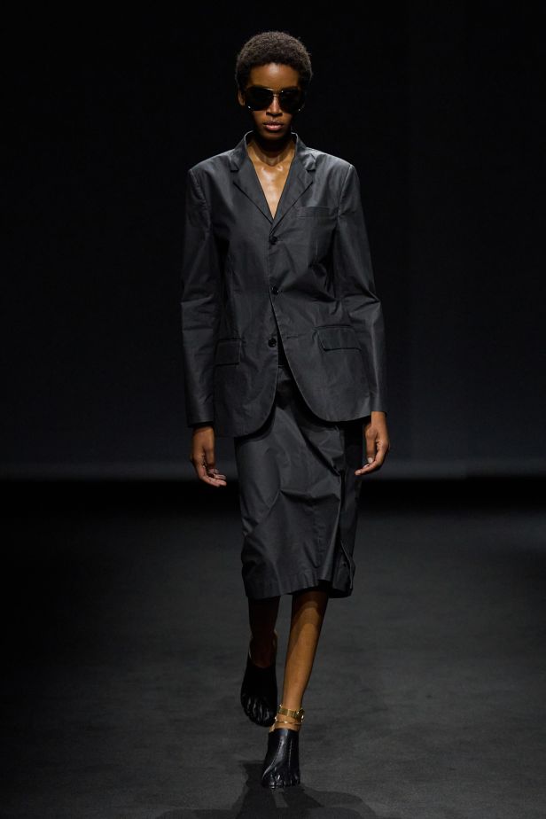 MM6 Maison Margiela‏ تعيد ابتكار خزانة الملابس اليومية في مجموعة ربيع 2027‏