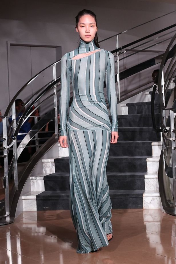 مجموعة ‏Proenza Schouler‏ لربيع 2027... راشيل سكوت تكتب حوارًا بين الإرث والعصرية