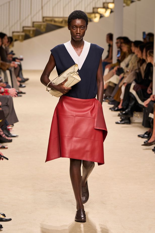 مجموعة ‏Tod's‏ لربيع وصيف 2027... أناقة إيطالية تحتفي بالحرفية وجمال التفاصيل‏