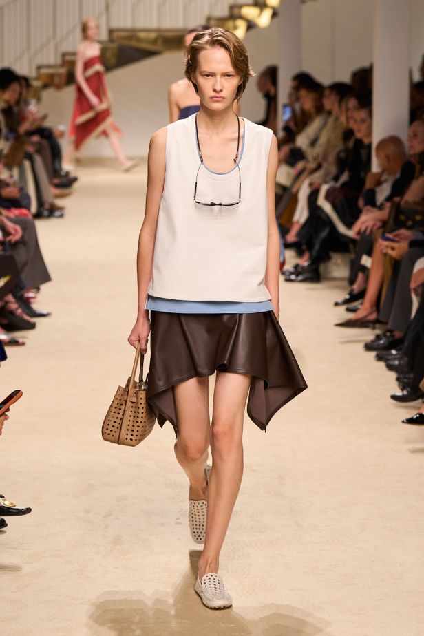 مجموعة ‏Tod's‏ لربيع وصيف 2027... أناقة إيطالية تحتفي بالحرفية وجمال التفاصيل‏