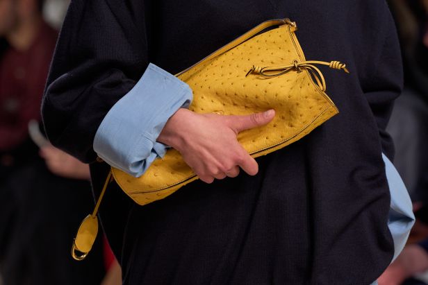 مجموعة ‏Tod's‏ لربيع وصيف 2027... أناقة إيطالية تحتفي بالحرفية وجمال التفاصيل‏