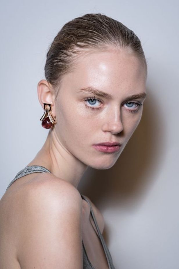 حرية الأربعينيات بلغة ‏Ferragamo‏ في مجموعة ربيع وصيف 2027‏