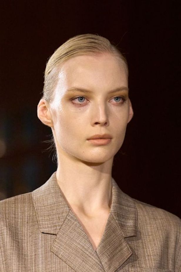 حرية الأربعينيات بلغة ‏Ferragamo‏ في مجموعة ربيع وصيف 2027‏