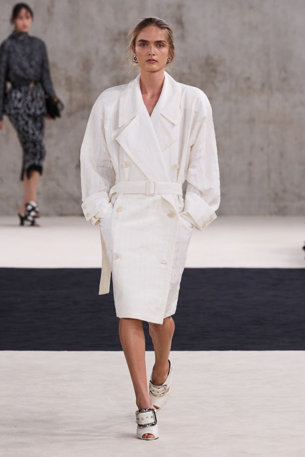 مجموعةLanvin ‎ لربيع وصيف 2027... مستهلمة من جين لانفان إلى نجمات القرن العشرين