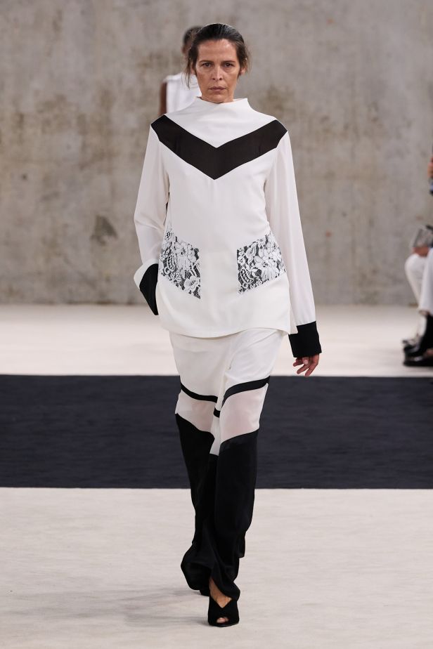 مجموعةLanvin ‎ لربيع وصيف 2027... مستهلمة من جين لانفان إلى نجمات القرن العشرين