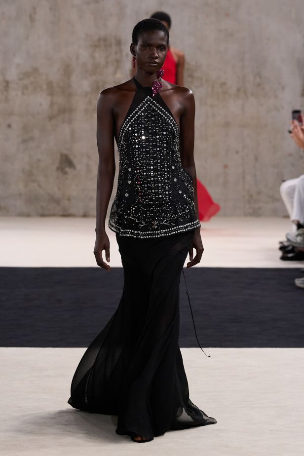 مجموعةLanvin ‎ لربيع وصيف 2027... مستهلمة من جين لانفان إلى نجمات القرن العشرين