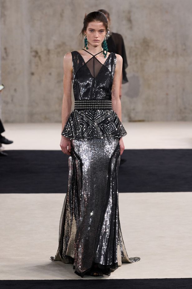 مجموعةLanvin ‎ لربيع وصيف 2027... مستهلمة من جين لانفان إلى نجمات القرن العشرين