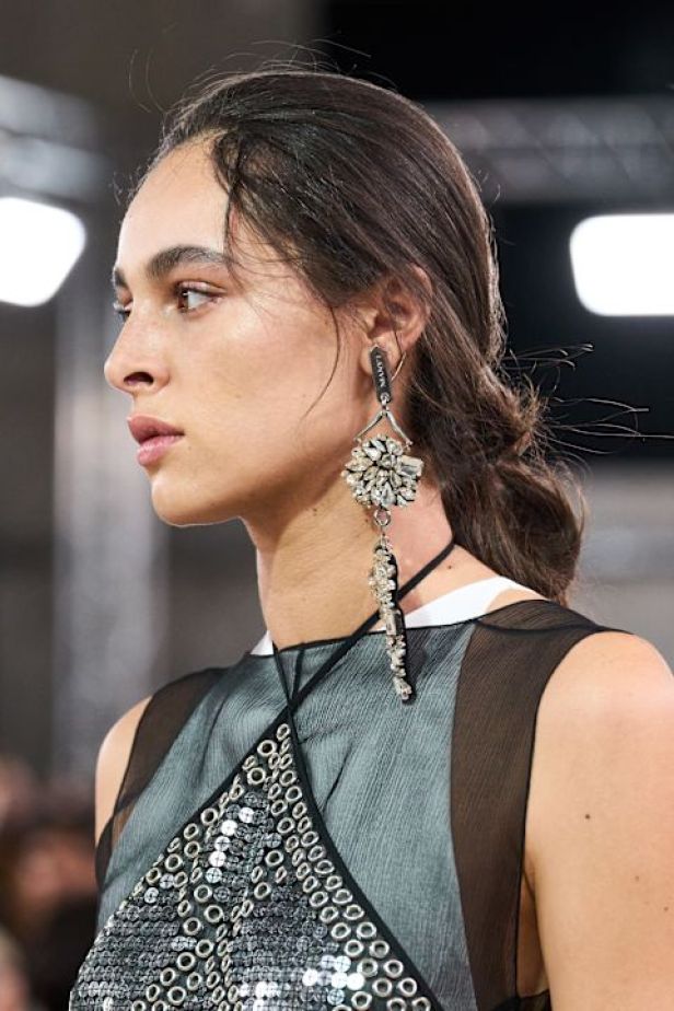مجموعةLanvin ‎ لربيع وصيف 2027... مستهلمة من جين لانفان إلى نجمات القرن العشرين