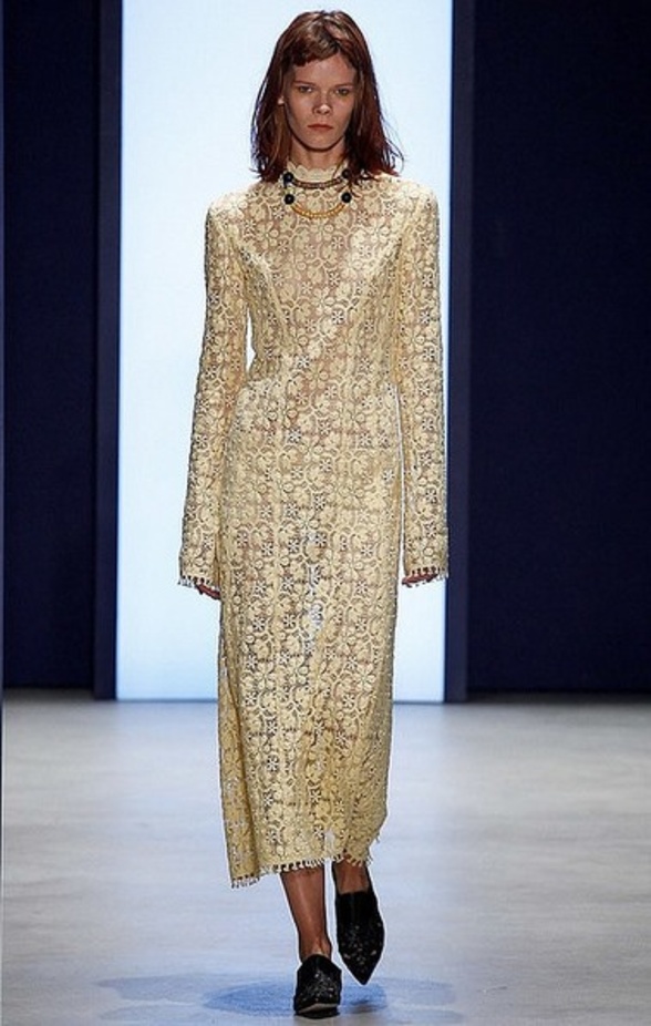 عرض Derek Lam لسيّدة تهوى العفوية! 