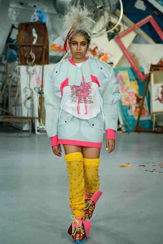 أرفضى كل القيود مع ربيع MEADHAM KIRCHHOFF