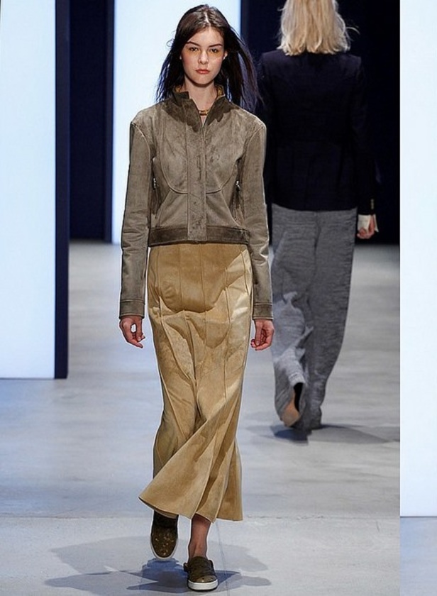 عرض Derek Lam لسيّدة تهوى العفوية! 