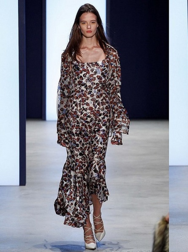 عرض Derek Lam لسيّدة تهوى العفوية! 