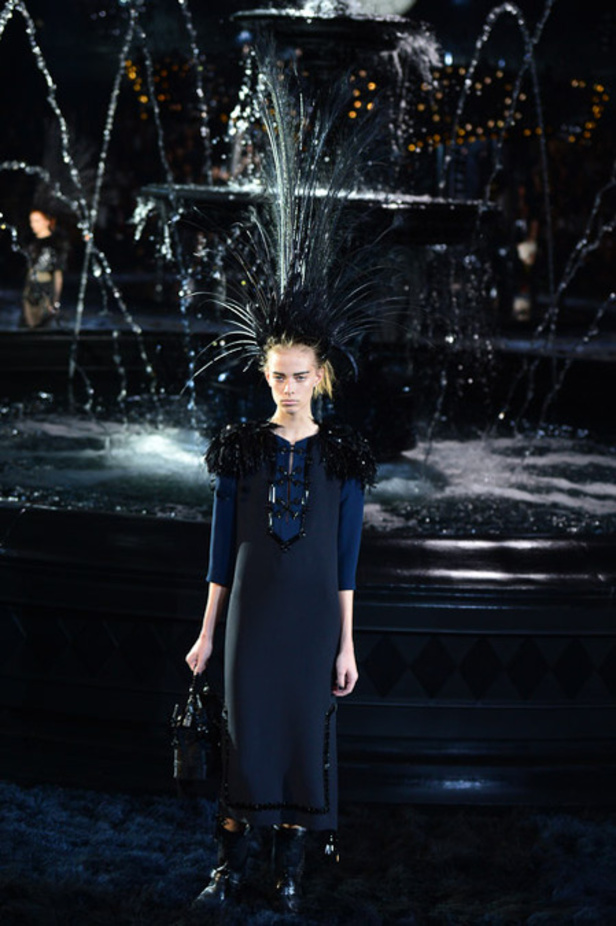 Louis Vuitton تودّع مارك جايكوبز في عرض استثنائي