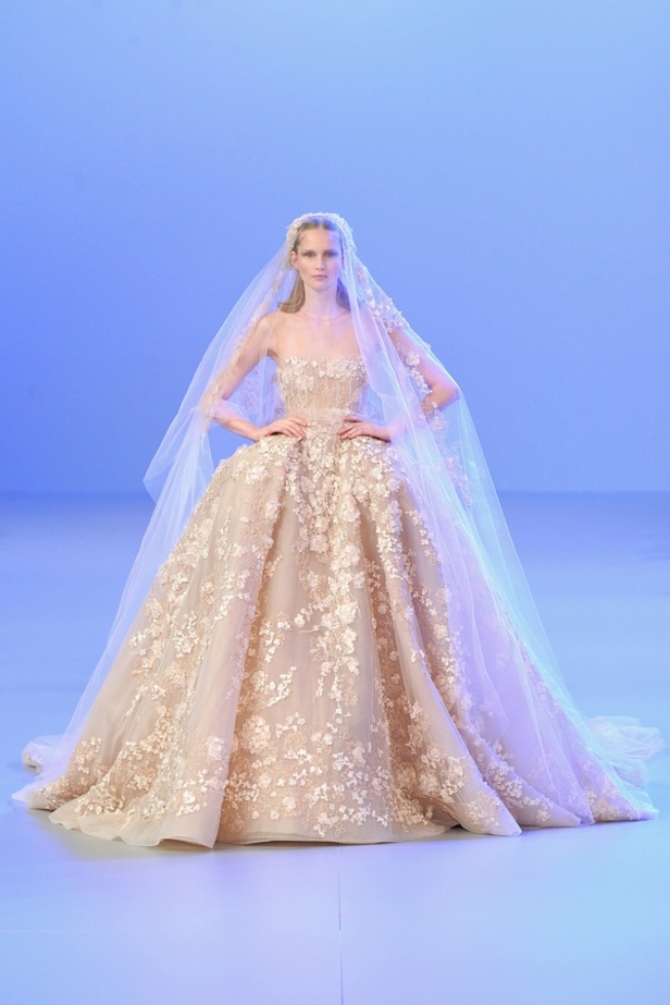 Elie Saab حديقة خرافية من عصور منسية
