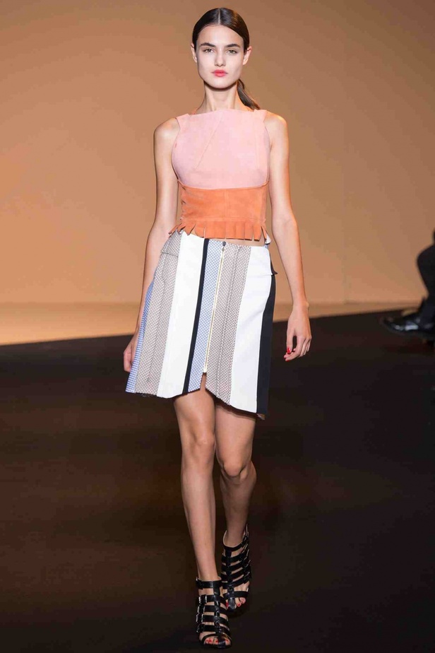 أزهار الرغبة تتفتح مع ربيع ROLAND MOURET 