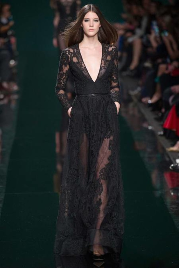 Elie Saab... الوصفة السحرية لأناقة السهرات
