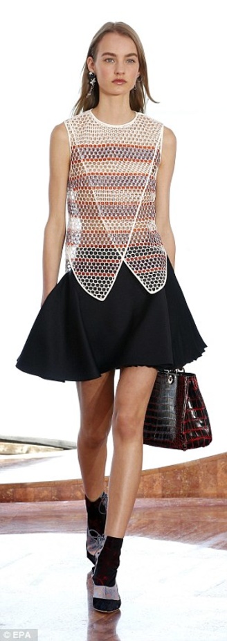 مجموعة خيالية من Dior Cruise لموسم 2016 