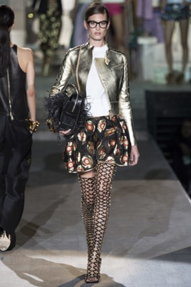 موضة الجينز والكشاكش في عرض Dsquared 2 