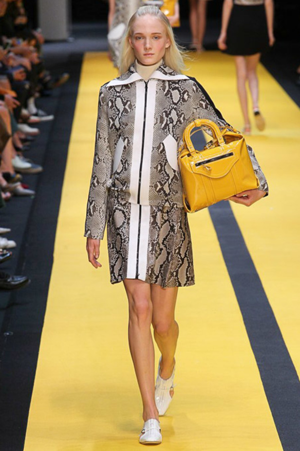 Carven: الستينيات بعبق الشرق