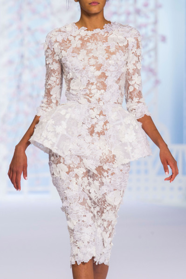 عرض "رالف أند روسو" للأزياء الفاخرة لربيع وصيف 2016