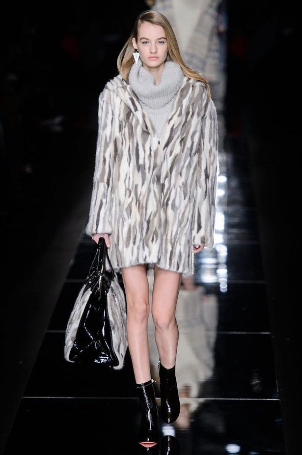 Blumarine يدلّل امرأته بالفسانين الراقية