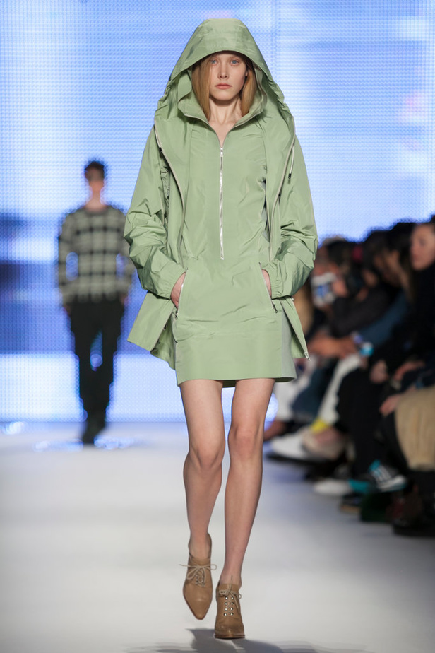 LACOSTE: أناقة لا تعرف التعب