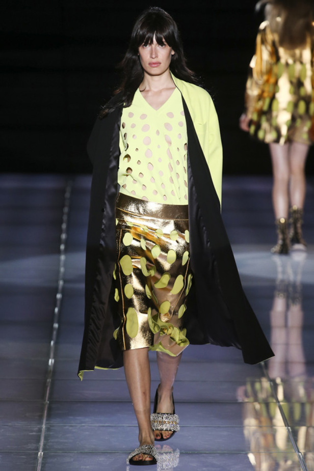 تخريمات دائرية ونقوش متداخلة في مجموعة FAUSTO PUGLISI