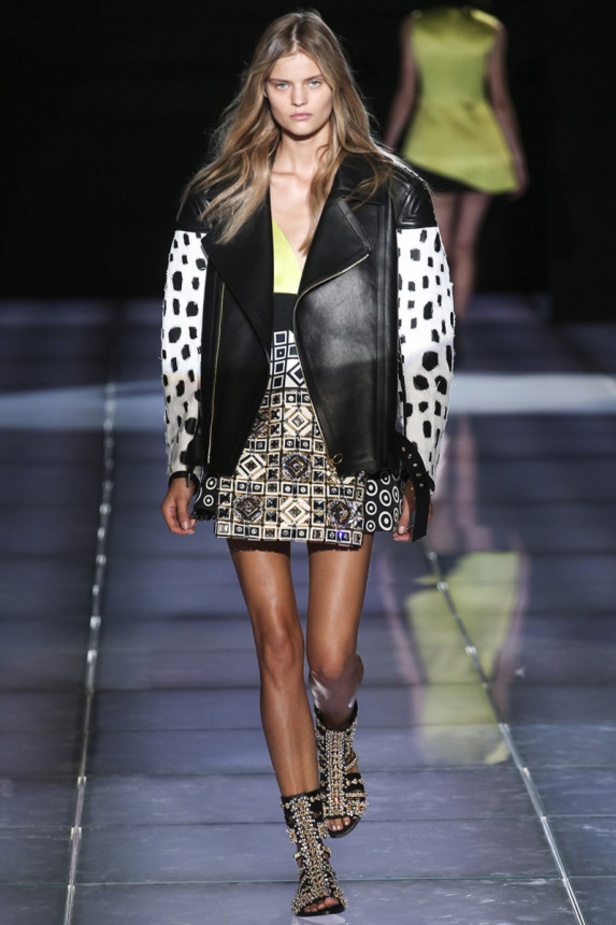 تخريمات دائرية ونقوش متداخلة في مجموعة FAUSTO PUGLISI