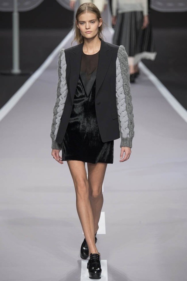 Viktor & rolf... الرمادي كما لم تشاهديه من قبل