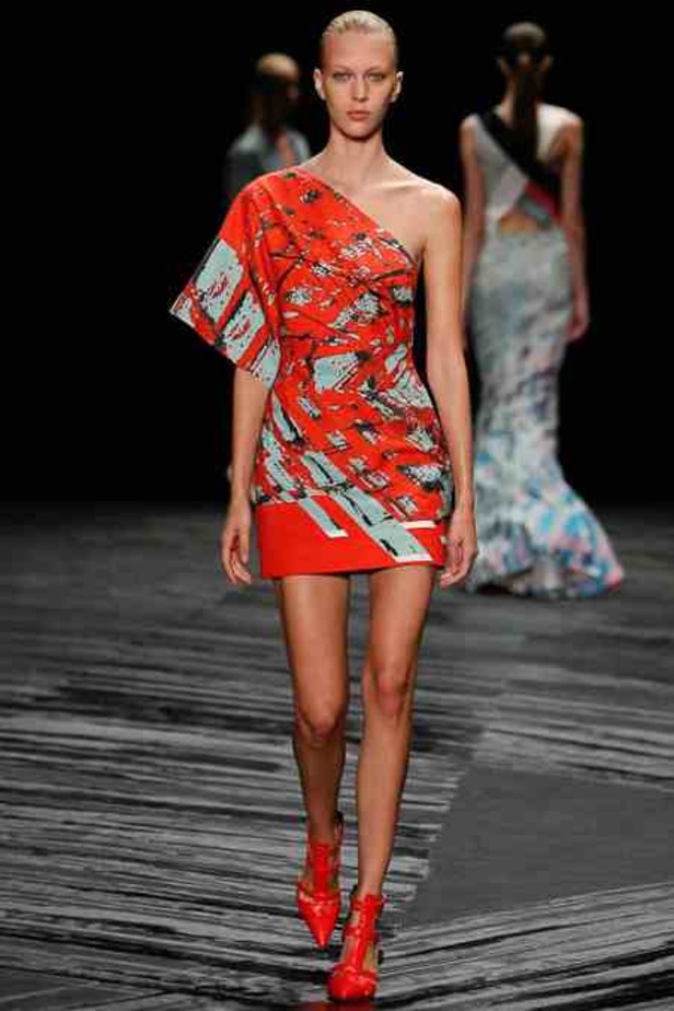 الفصول الأربعة تجتمع تحت سحابة J. MENDEL