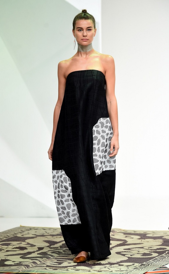 عرض ازياء Taller Marmo لربيع و صيف 2016