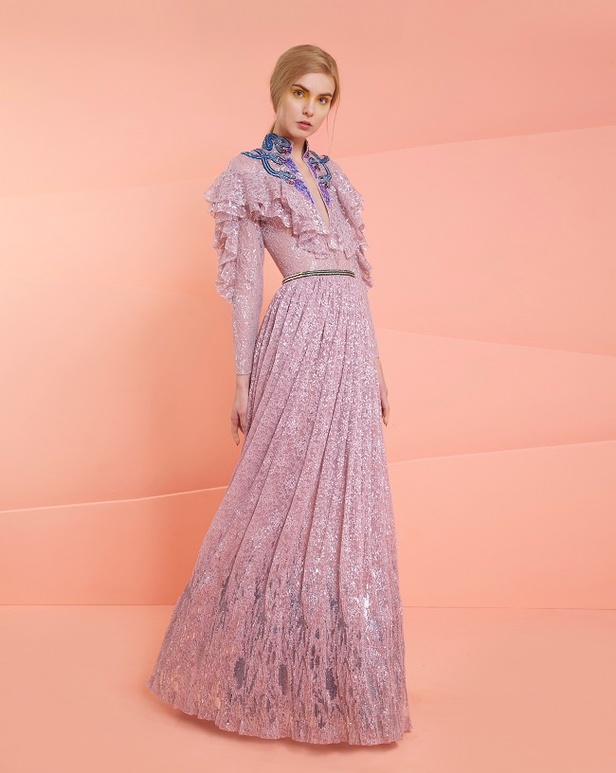 صخب من الجمال والألوان في تصاميم رامي قاضي