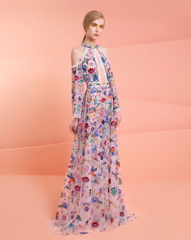 صخب من الجمال والألوان في تصاميم رامي قاضي