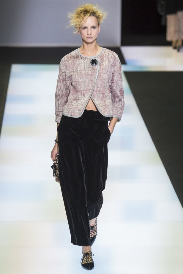 عرض جورجيو ارماني لخريف وشتاء 2016-2017