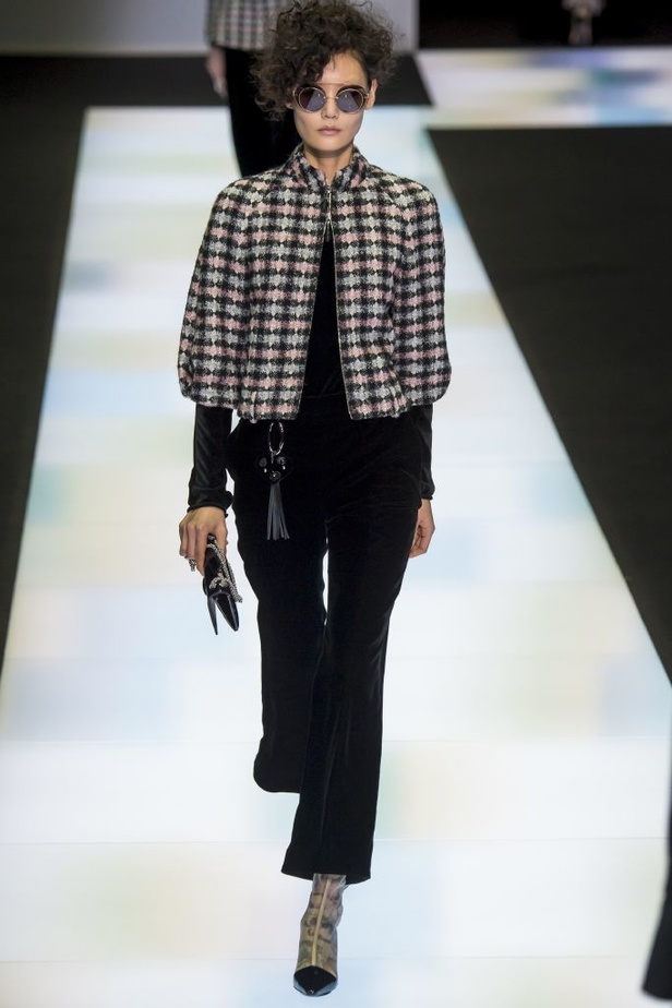 عرض جورجيو ارماني لخريف وشتاء 2016-2017