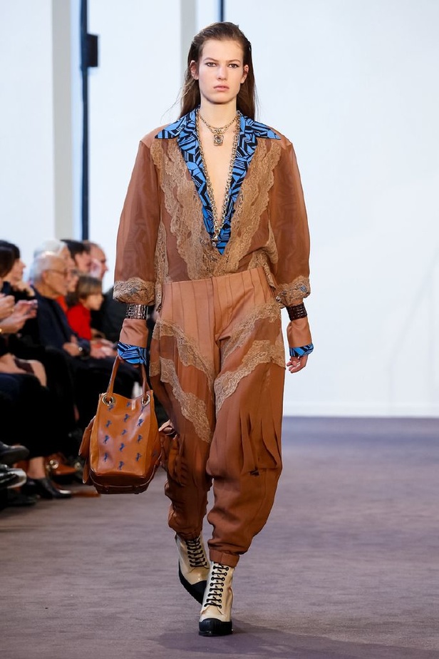 مجموعة كلوي Chloe للألبسة الجاهزة لخريف و شتاء 2018