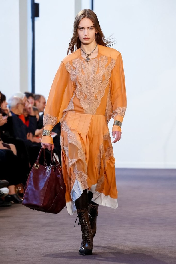 مجموعة كلوي Chloe للألبسة الجاهزة لخريف و شتاء 2018