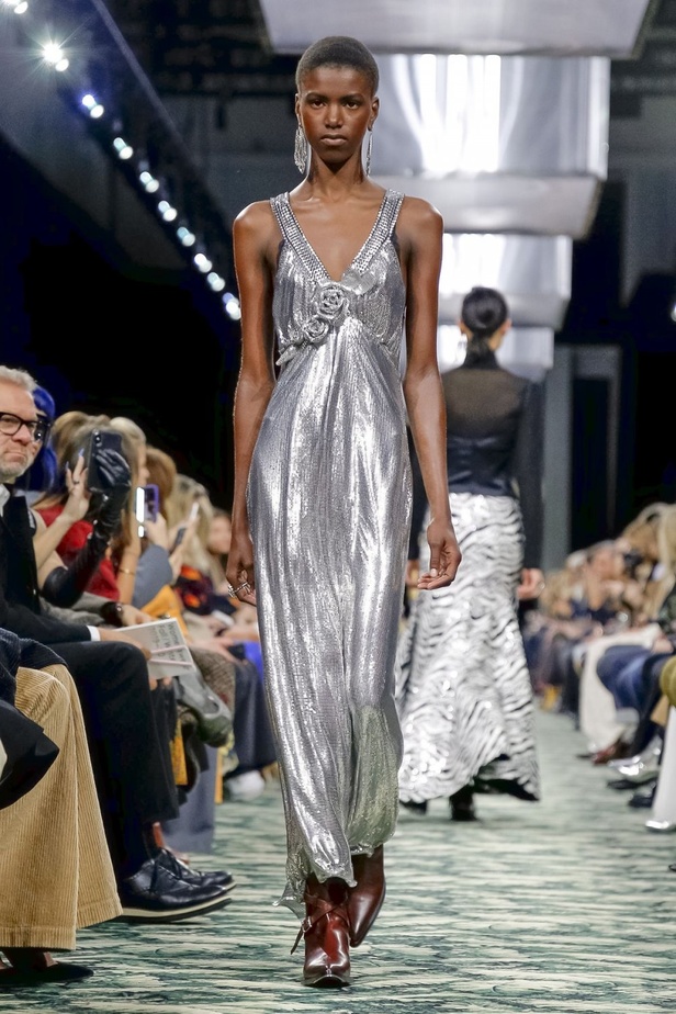 عرض أزياء باكو رابان لخريف وشتاء 2019