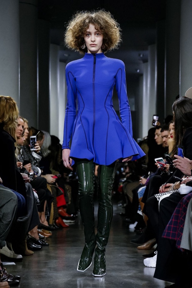 عرض أزياء موغلر لموسم خريف وشتاء 2019