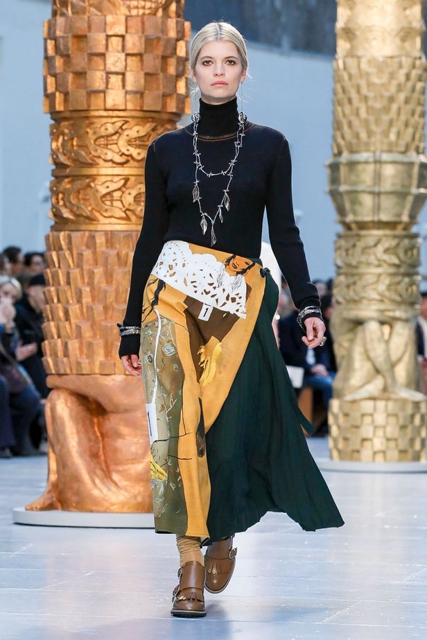 مجموعة كلوي Chloe لخريف وشتاء 2020-2021 خلال اسبوع الموضة في باريس