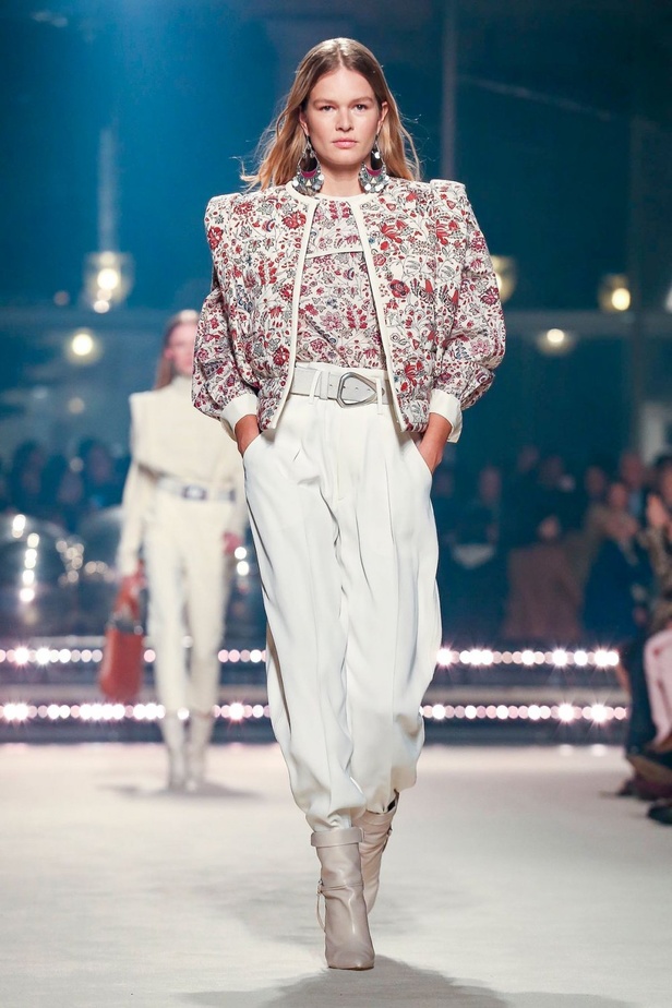 ازياء Isabel Marant لخريف وشتاء 2020 خلال اسبوع الموضة في باريس