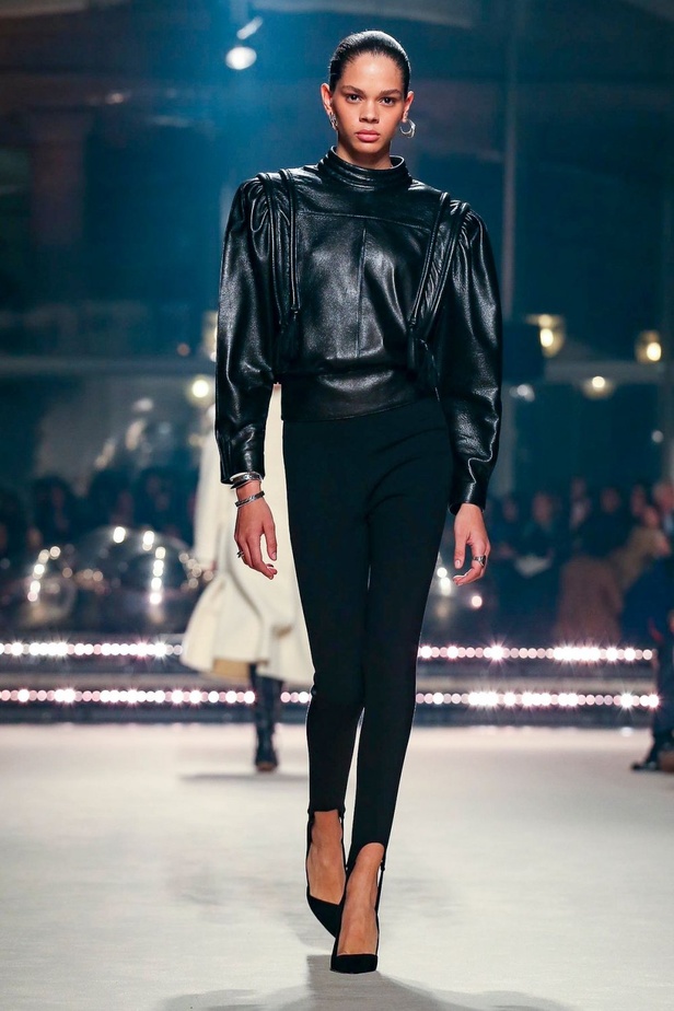 ازياء Isabel Marant لخريف وشتاء 2020 خلال اسبوع الموضة في باريس