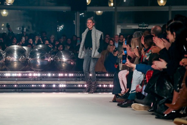 ازياء Isabel Marant لخريف وشتاء 2020 خلال اسبوع الموضة في باريس