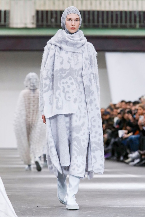 مجموعة Issey Miyake لموسم خريف وشتاء 2020-2021