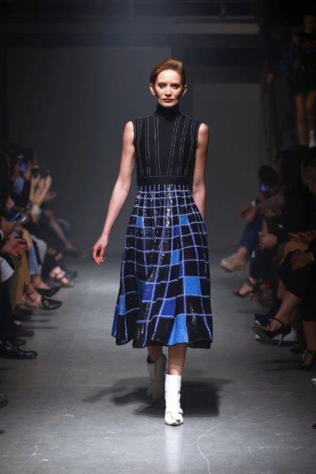 هذا فعله فيروس Lili بحسين بظاظا.. إبداع بمجموعة شتاء 2018 تخطى الحدود