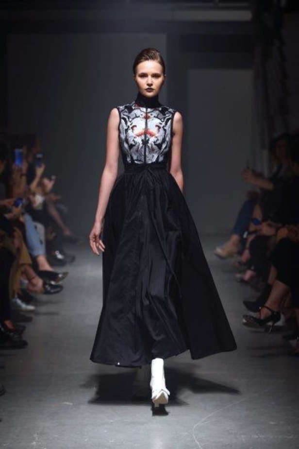 هذا فعله فيروس Lili بحسين بظاظا.. إبداع بمجموعة شتاء 2018 تخطى الحدود