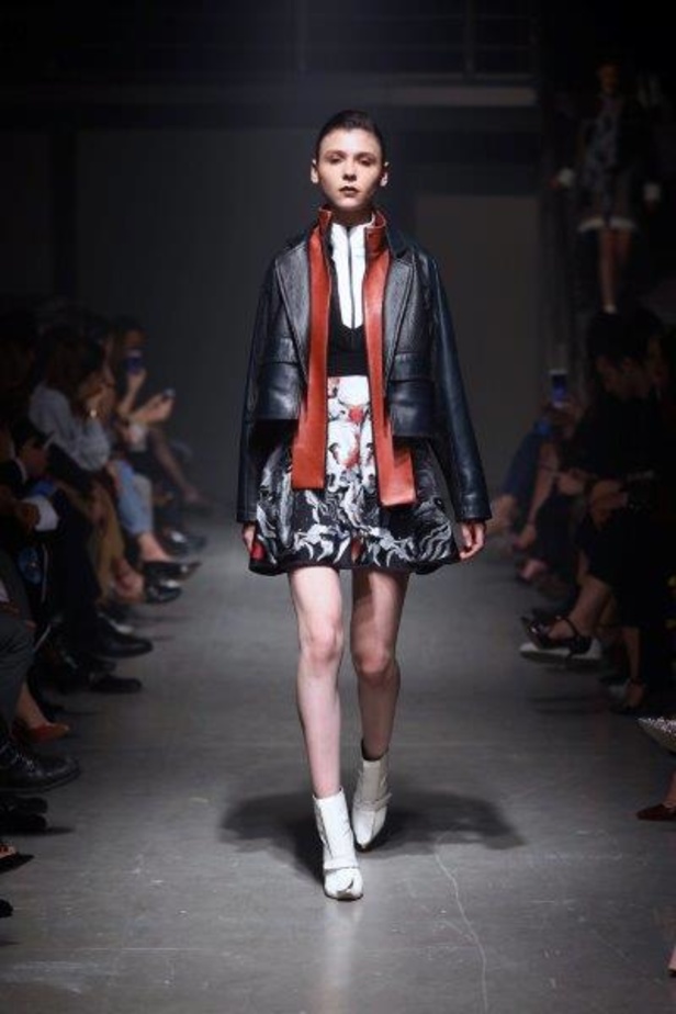 هذا فعله فيروس Lili بحسين بظاظا.. إبداع بمجموعة شتاء 2018 تخطى الحدود