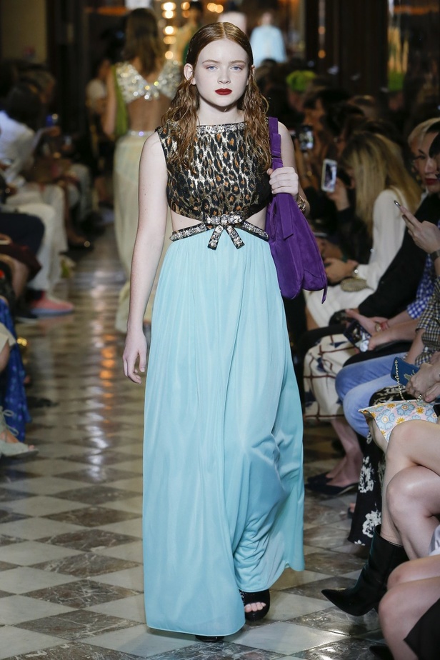 مزيج من العصرية والكلاسيكية في أحدث مجموعة لدار Miu Miu ريزورت 2019