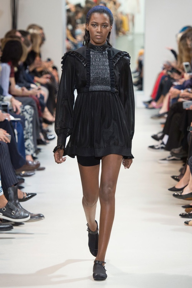 مجموعة “باكو رابان” لموسم ربيع وصيف 2017 