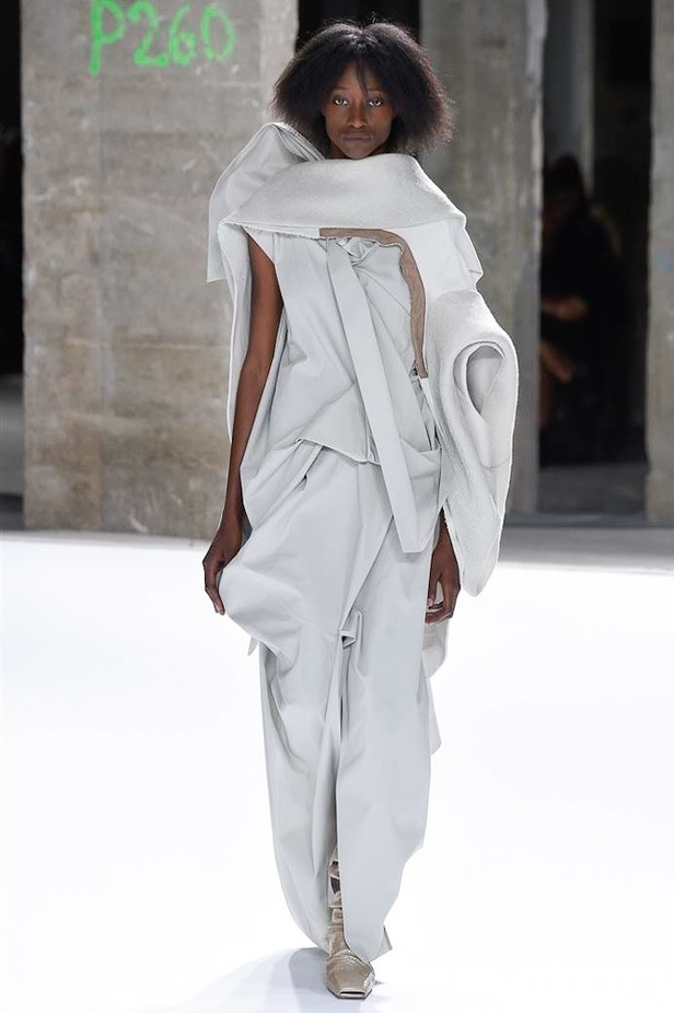 مجموعة Rick Owens لربيع وصيف 2017..